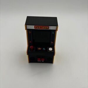 Basic Fun‎ Pac-Man Mini Arcade Game Unisex OS Yellow Excellent Retro Handheld